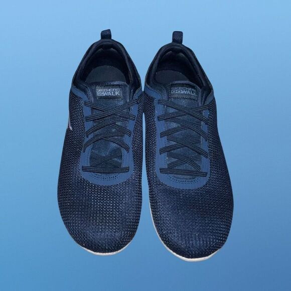 Women's Navy Skechers Go Walk Classic Slip On Sneaker Size 11 - Picture 2 of 6